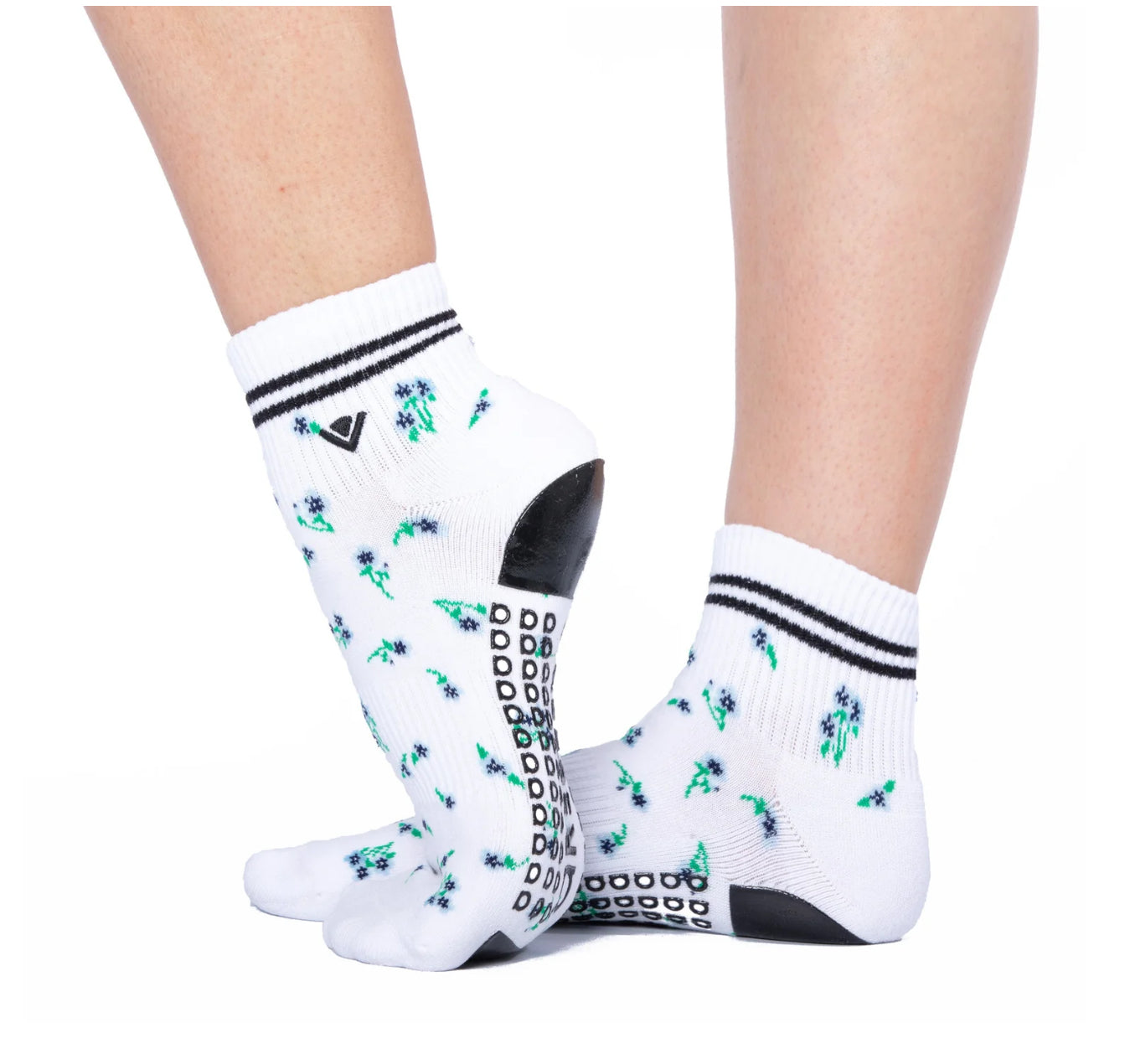 Ankle Blue Flower Grip Socks